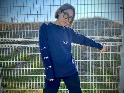 Pocha Standard L/S Tee (Navy)